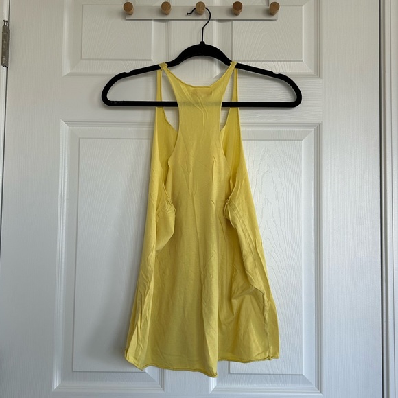 Yellow Tank - Picture 3 of 3